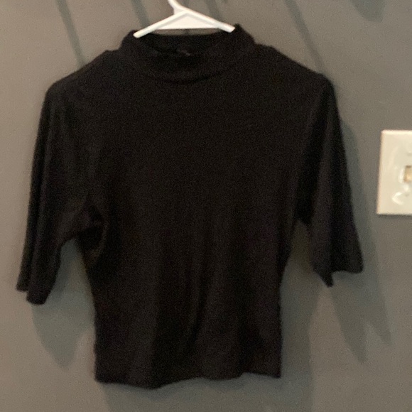 WHBM cropped black ribbed top short sleeve size medium mockneck GUC - Picture 1 of 5